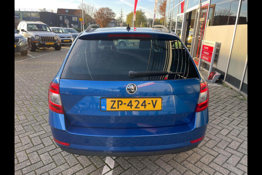 Škoda Octavia Combi 1.5 TSI Greentech Style / stoelverwarming / navigatie