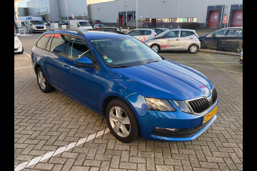 Škoda Octavia Combi 1.5 TSI Greentech Style / stoelverwarming / navigatie