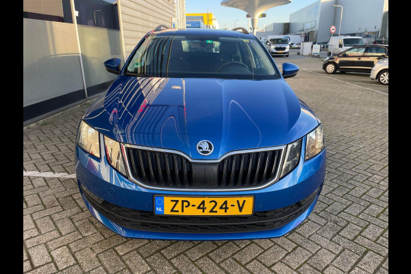 Škoda Octavia Combi 1.5 TSI Greentech Style / stoelverwarming / navigatie