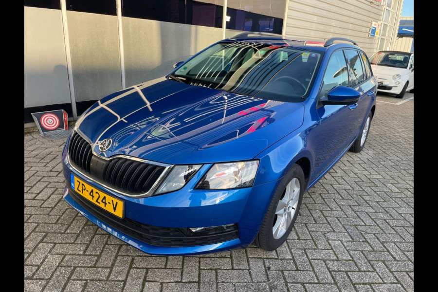 Škoda Octavia Combi 1.5 TSI Greentech Style / stoelverwarming / navigatie