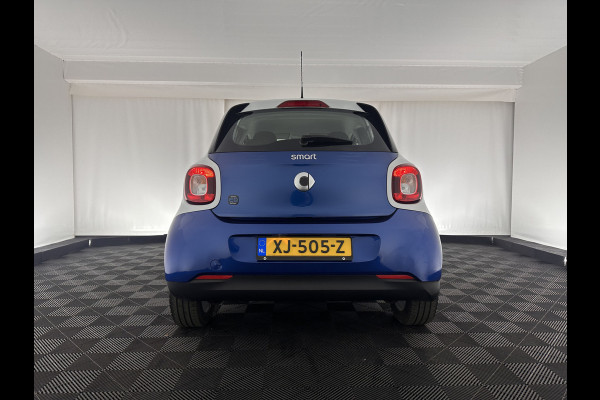 Smart Forfour EQ Business Solution 18 kWh [ 3-Fase ] (INCL.BTW) *lamp aandrijving brandt !! VOLLEDER | AIRCO | CRUISE | COMFORT-SEATS | 15''ALU*