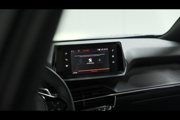 Peugeot 2008 PureTech 130 EAT8 Allure | Navigatie | Parkeersensoren | Apple Carplay | Climate Control