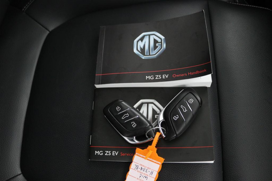 MG ZS EV Luxury 45 kWh*PANO*ACC*CAM*