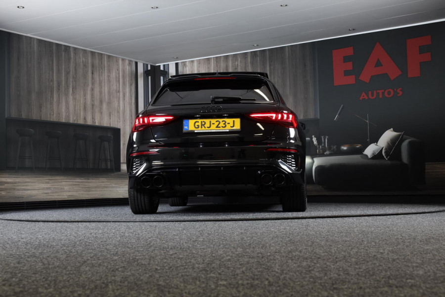 Audi A3 Sportback 40 TFSI e S Line Competition / Acc / Lane Assist / Dode Hoek Detectie / B & O / Pano / Camera / Led / Matrix