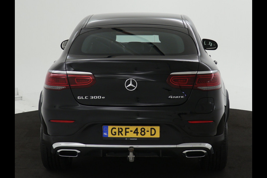 Mercedes-Benz GLC Coupé 300 e AMG Plug-In Hybride | AMG Styling | Trekhaak | Digitaal Dashboard | Ledkoplampen | KEYLESS GO | EASY PACK achterklep | Trekhaak | Inclusief 24 maanden MB Certified garantie voor Europa.