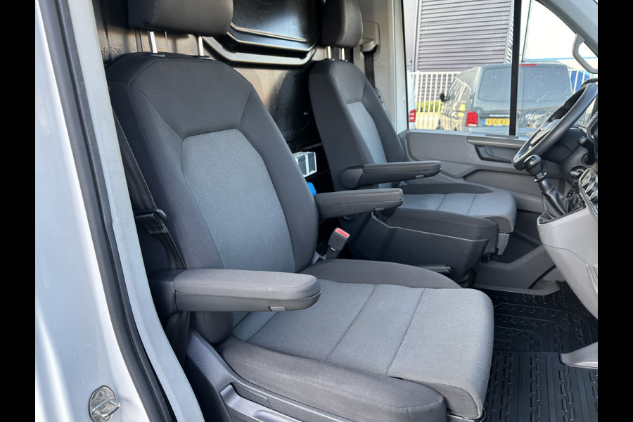 Volkswagen Crafter 35 2.0 TDI 140PK EURO6 L3H3 Achteruitrijcamera/cruise control/trekhaak