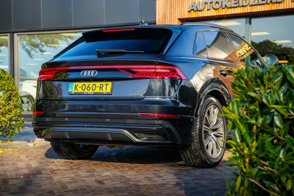 Audi Q8 55 TFSI e quattro Pro Line S S line Panoramadak Adapt. Cruise 360cam Stoelvent. Memory 21”LM