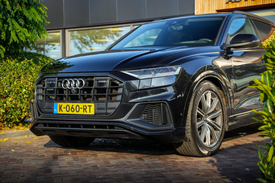 Audi Q8 55 TFSI e quattro Pro Line S S line Panoramadak Adapt. Cruise 360cam Stoelvent. Memory 21”LM