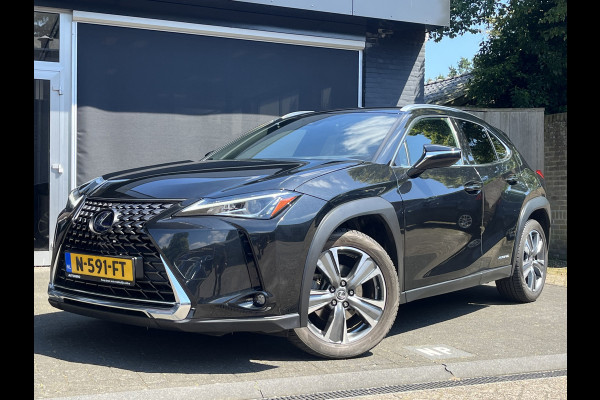 Lexus UX 250h Executive Line CLIMA / CRUISE / NAVI