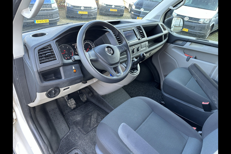 Volkswagen Transporter 2.0 TDI 102PK EURO6 L1H1 Cruise control/trekhaak/navigatie