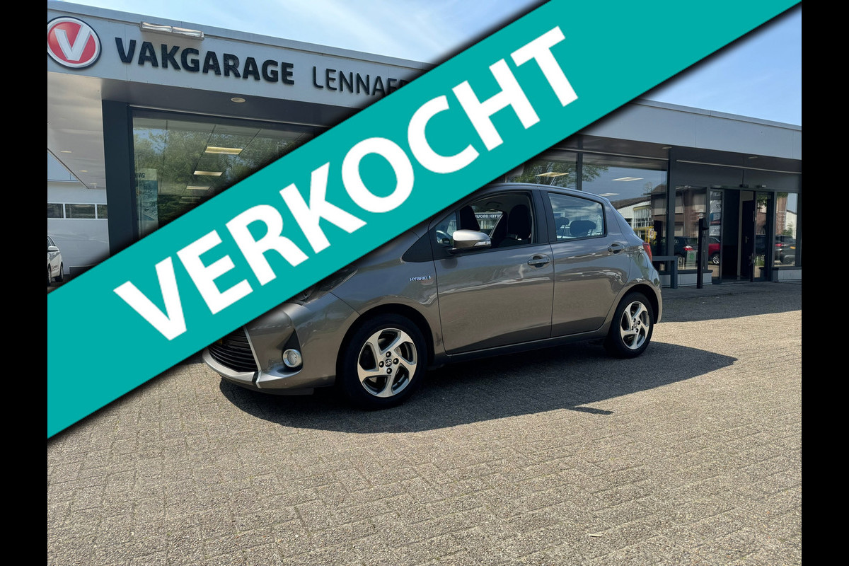 Toyota Yaris 1.5 Hybrid Trend (navi, a-camera, airco) Rijklaarprijs / 12 mnd garantie