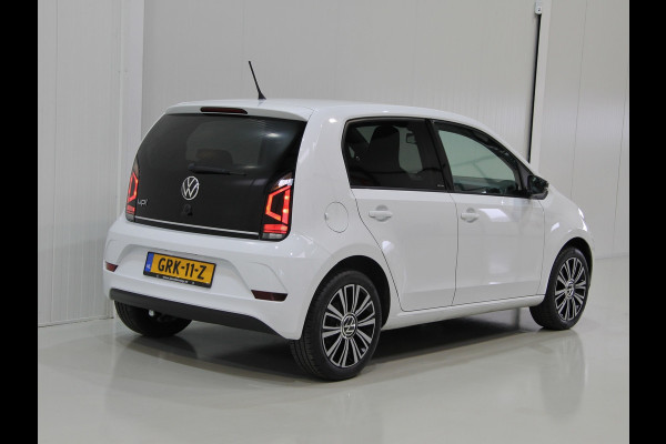 Volkswagen up! 1.0 Active 5drs. Clima | Apps