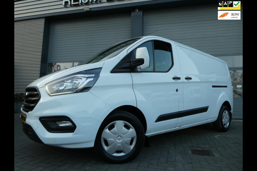 Ford Transit Custom 320 2.0 TDCI 130pk L2, Camera, Navigatie, LED, 3-Zits, 2xSchuifdeur.