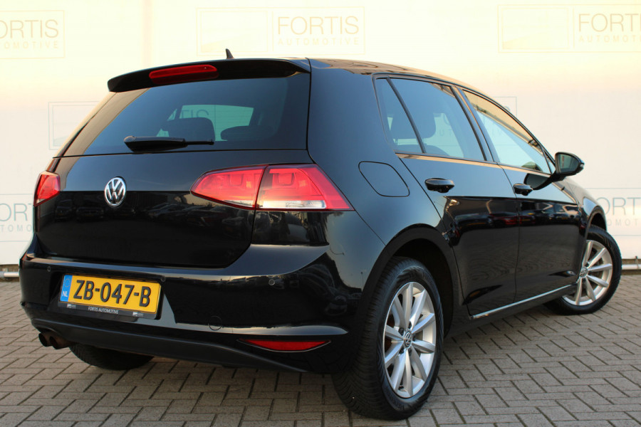 Volkswagen Golf 1.4 TSI ACT Business Edition TOP ONDERHOUDEN | NETTE AUTO | PDC | NAVI | STOELVERW |