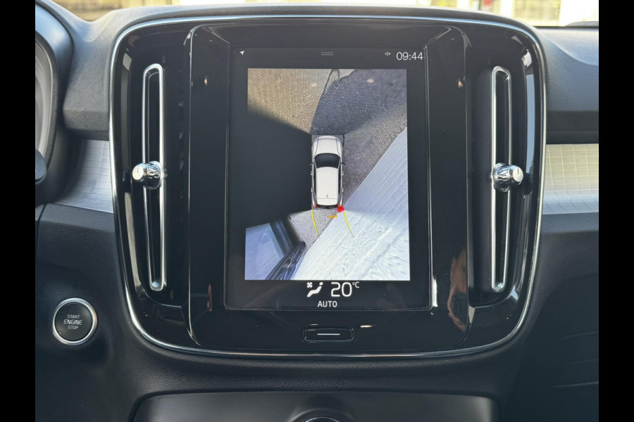 Volvo XC40 2.0 T4 Inscription LED Koplampen Verwarmde voorstoelen Digitaal Dashboard 360 camera