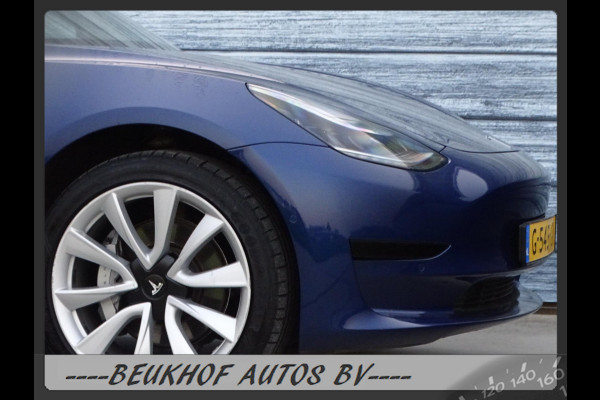 Tesla Model 3 Standard RWD Plus 19 inch Performance Pano Cam