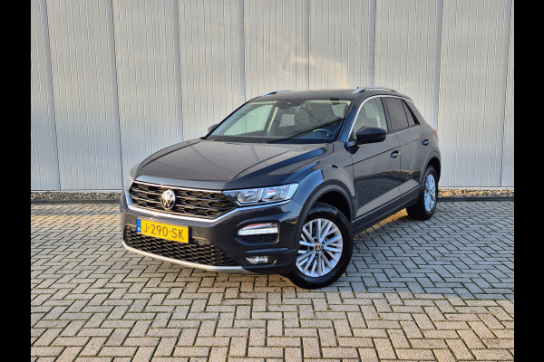 Volkswagen T-Roc 1.0 TSI Style Business | Pano | Navi | Clima | ACC