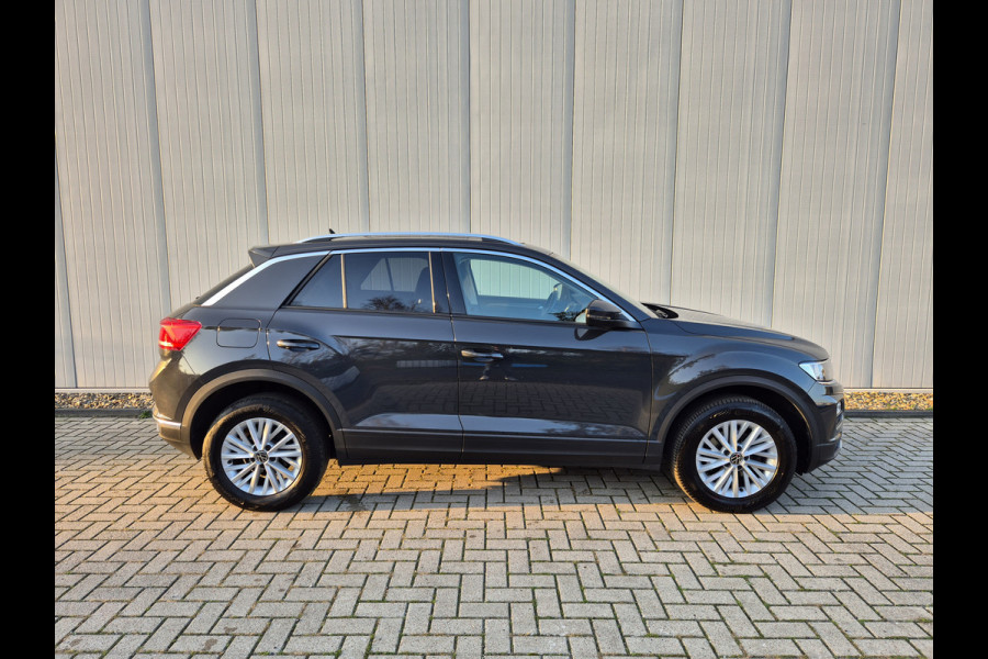 Volkswagen T-Roc 1.0 TSI Style Business | Pano | Navi | Clima | ACC