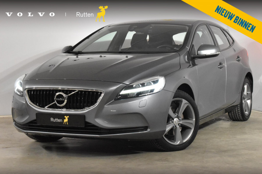 Volvo V40 2.0 T3 Nordic+ / Navigatie / Cruise Control / Stoelverwarming Voor / LM Velgen / Trekhaak /