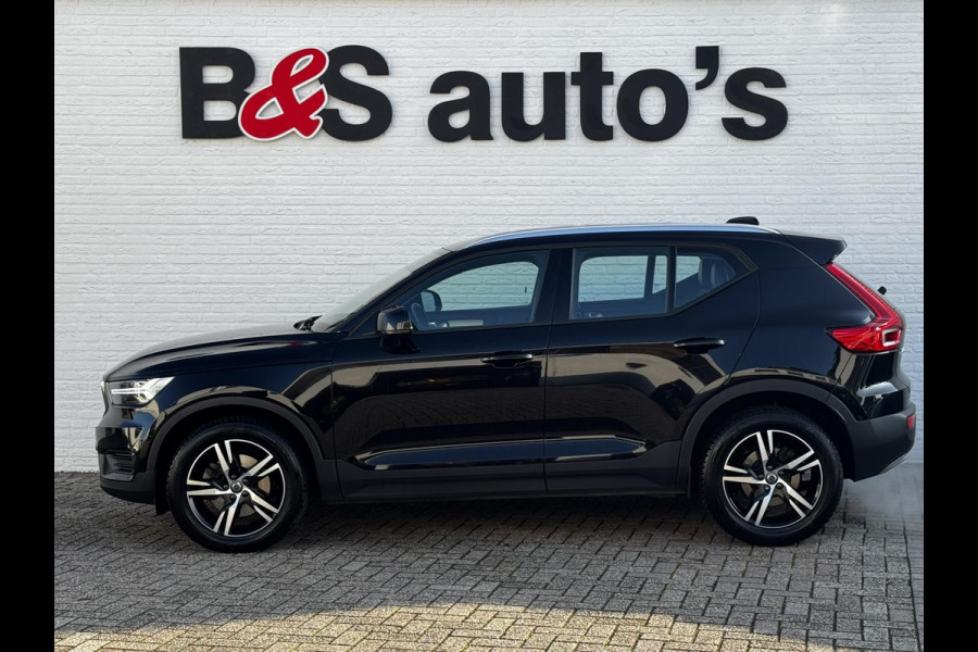 Volvo XC40 2.0 T4 Inscription LED Koplampen Verwarmde voorstoelen Digitaal Dashboard 360 camera