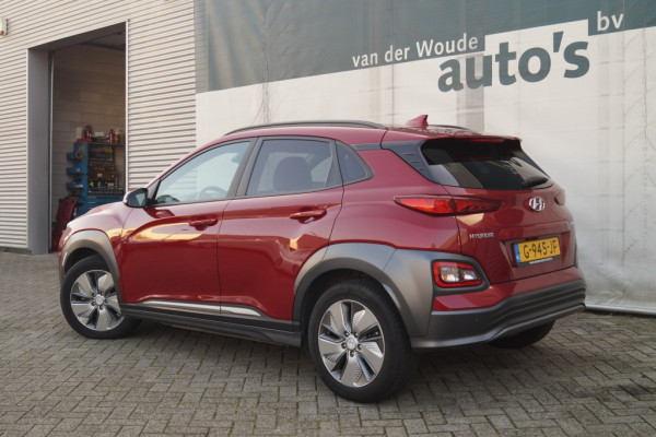 Hyundai Kona EV Premium 64kWh -LEER-ECC-S.DAK-NAVI-CAM-