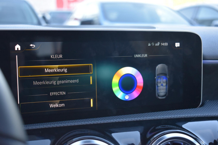 Mercedes-Benz A-Klasse 200 AMG Pano Sfeer NAP Carplay