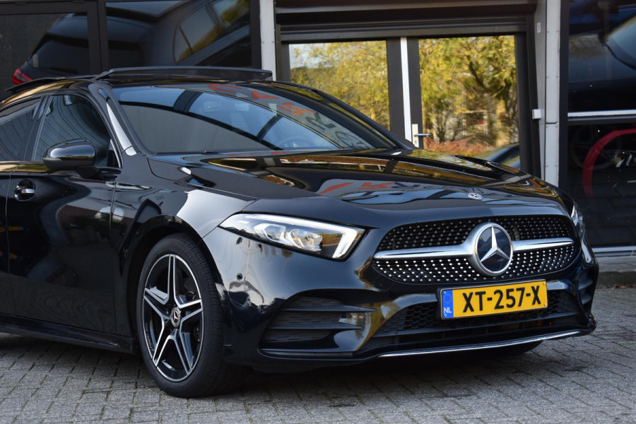 Mercedes-Benz A-Klasse 200 AMG Pano Sfeer NAP Carplay