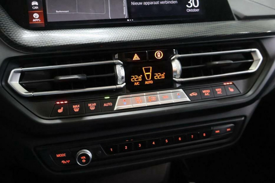 BMW 1-serie 118i M-Sport Pano Virtual Sfeer Carplay NAP