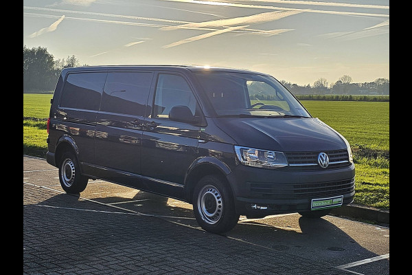 Volkswagen Transporter 2.0 TDI L2H1 DSG aut., airco, navi, pdc, kastinrichting