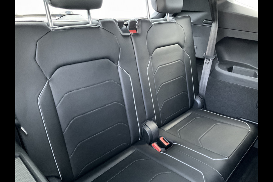 Volkswagen Tiguan Allspace 1.5 TSI 7-Pers R-Line Vol opties! Leer Pano Stoelverw/ventilatie Nav/Cam Business+ 7p.