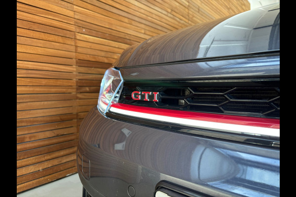 Volkswagen Polo 2.0 TSI GTI | Virtual | Fabrieksgarantie | IQ-LED | Apple Carplay | Ambient | ACC | PDC | Climatronic |