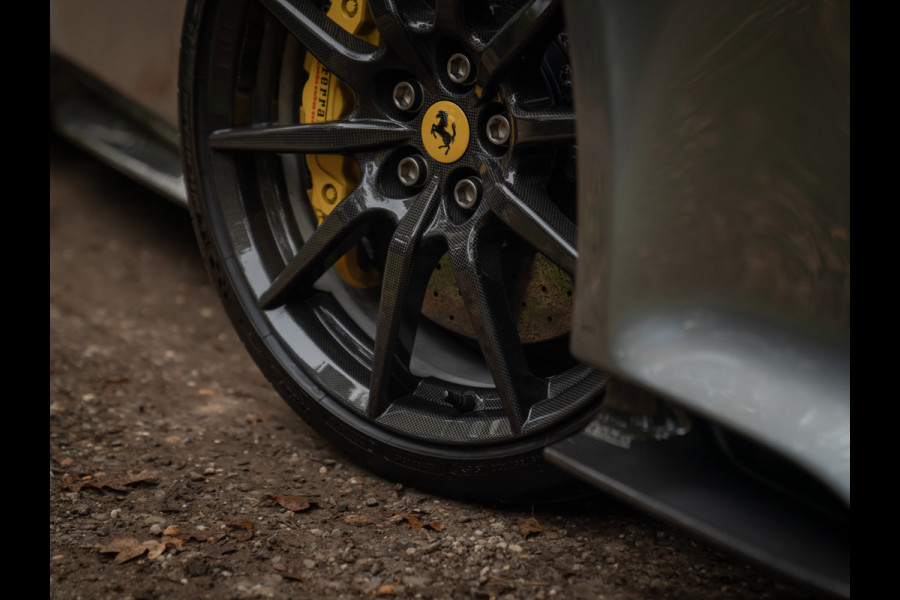 Ferrari 488 Pista | Atelier Car | Full carbon | Lift | Carbon wheels | JBL | Full PPF | Camera v+a