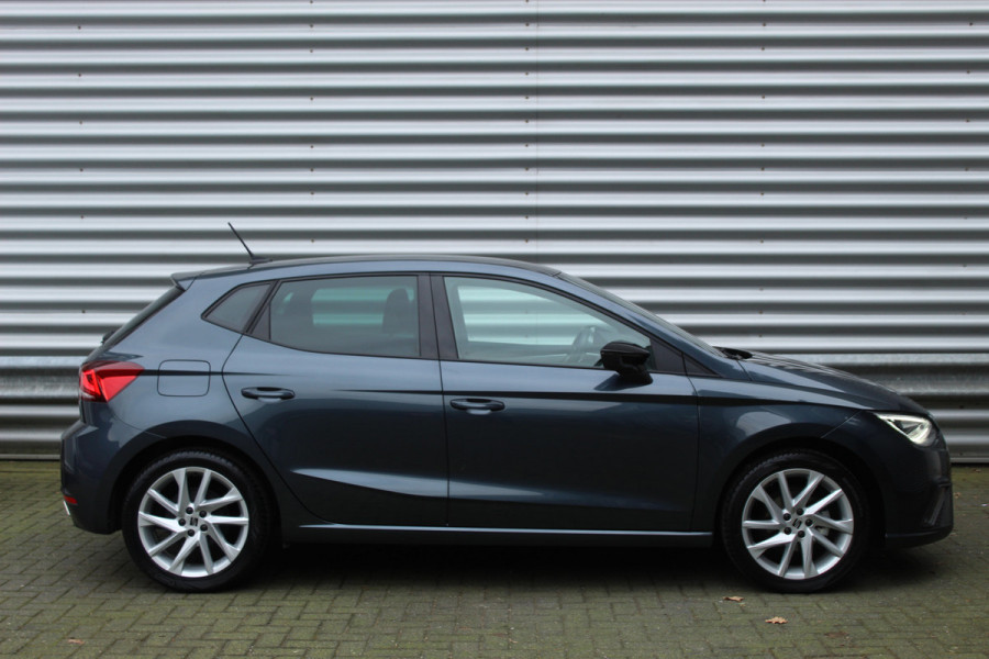 Seat Ibiza 1.0 TSI 96pk FR Business Intense NL-Auto NAP Dig. Cockpit Clima Cruise Navi Camera Carplay Sfeer LMV All Seasen