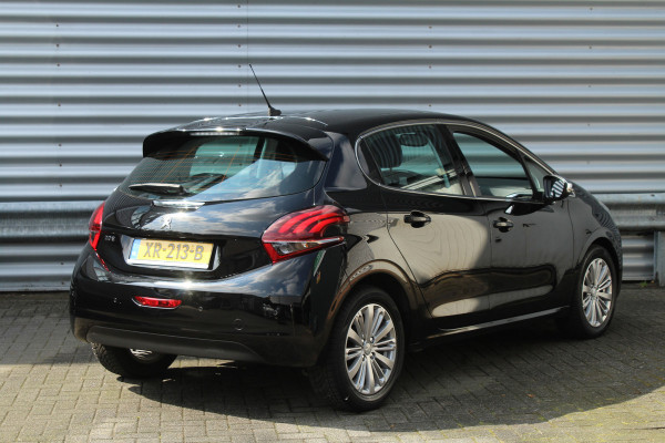 Peugeot 208 1.2 PureTech 83pk Allure NL-Auto NAP Clima Cruise Navi PDC LED 16"LMV