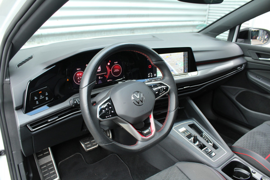 Volkswagen Golf 2.0 TSI 301pk GTI Clubsport DSG7 Panoramadak Clima Cruise Navi Camera Dig. Cockpit