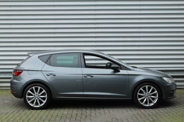 Seat Leon 1.0 TSI 116pk Style Business Intense DSG7 NL-Auto NAP Clima Cruise Navi PDC LMV