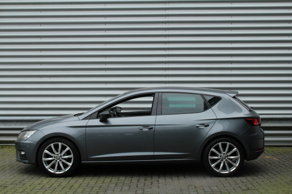 Seat Leon 1.0 TSI 116pk Style Business Intense DSG7 NL-Auto NAP Clima Cruise Navi PDC LMV