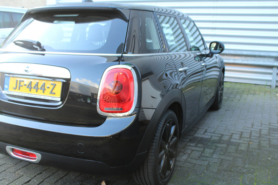 MINI One 1.2 102pk Business 5 deurs NL-Auto NAP Airco Cruise Navi 17"LMV