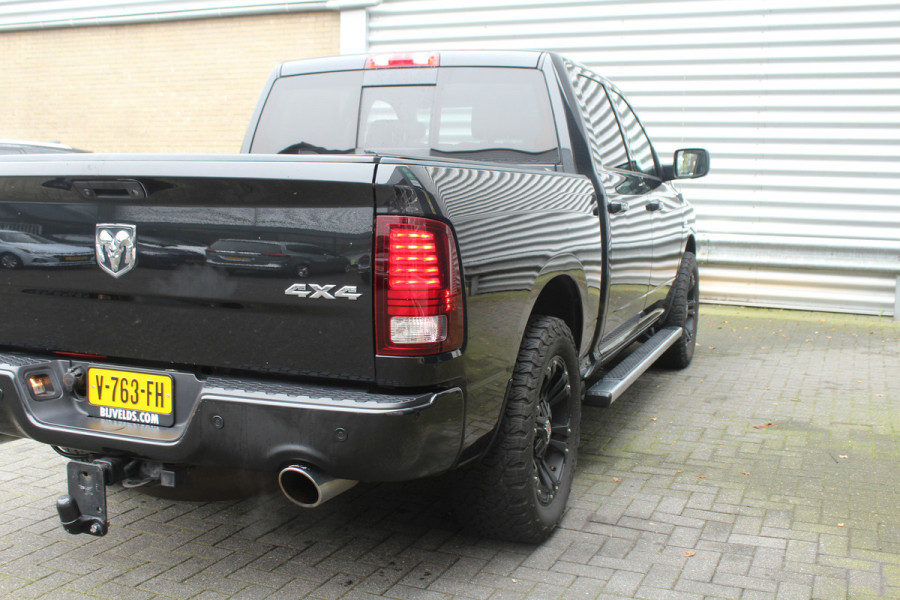 Dodge Ram 1500 5.7 V8 402pk 4x4 Crew Cab LPG O.B. Luchtvering Lage Bijtelling BTW Clima Cruise Navi Camera Schuidfak Leder Trekhaak 3500kg