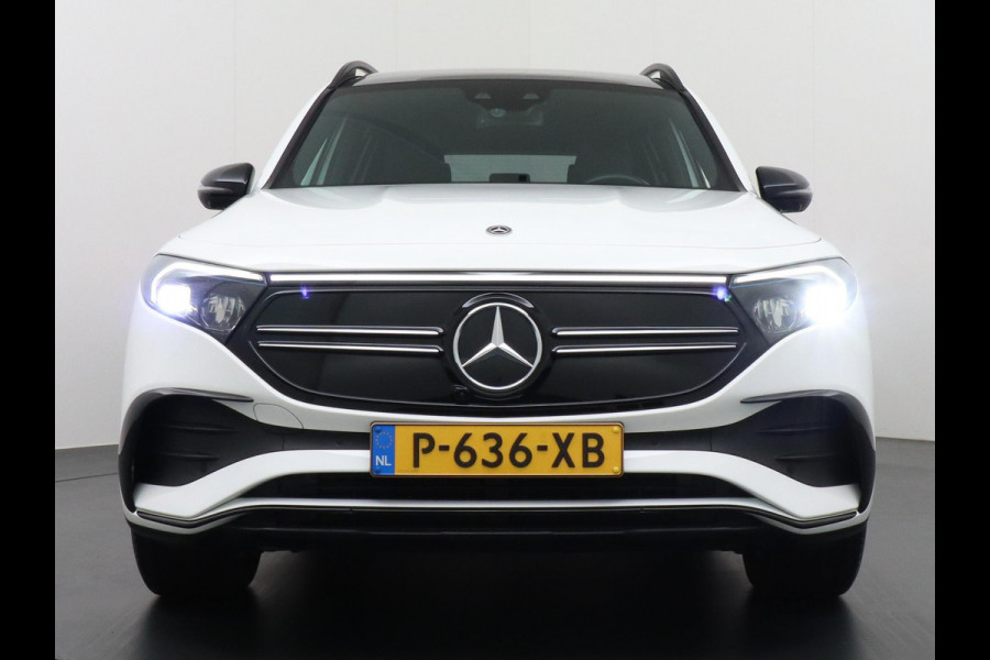 Mercedes-Benz EQB 300 4MATIC AMG 7p. 67 kWh VAN 50.900 VOOR 42.440 EINDEJAARSVOORDEEL 8.460 | DEALER ONDERHOUDEN | 360gr. camera