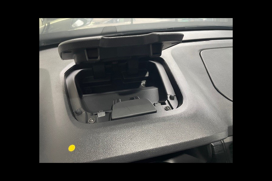 Renault Trafic 2.0 Blue dCi 130 T30 L2H1 Next Level / Camera / Apple Carplay