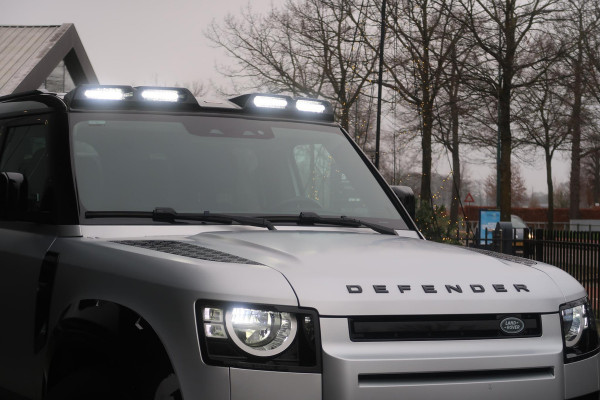 Land Rover Defender P400 110 X-Dynamic 7p. URBAN