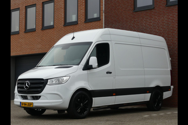 Mercedes-Benz Sprinter 319 CDI V6 L2H2 3500KG trekgewicht Adaptive cruise control