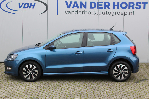 Volkswagen Polo 1.0-95pk BlueMotion Edition. Erg leuke, degelijke en luxe VW Polo voor nog jaren rijplezier ! Airco, cruise control, navigatie, telefoonvoorb., elektr. ramen v+a, boordcomputer, LM wielen, voorstoelen in hoogte verstelb., Isofix, 5drs. etc.