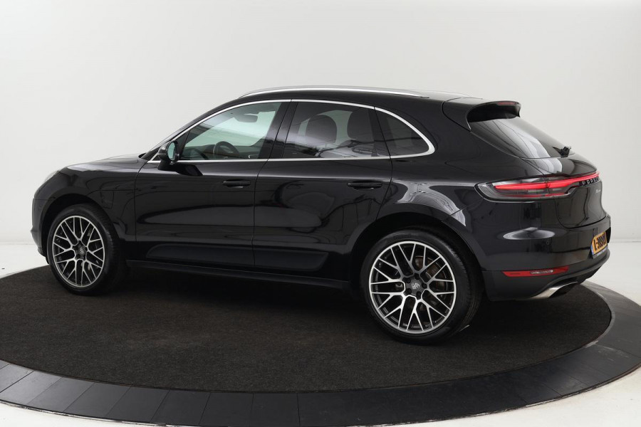 Porsche Macan 2.0 | Luchtvering | Leder/Alcantara | Full LED | Stoelverwarming | Navigatie | Memory | 21 inch | PDC | Sportstuur