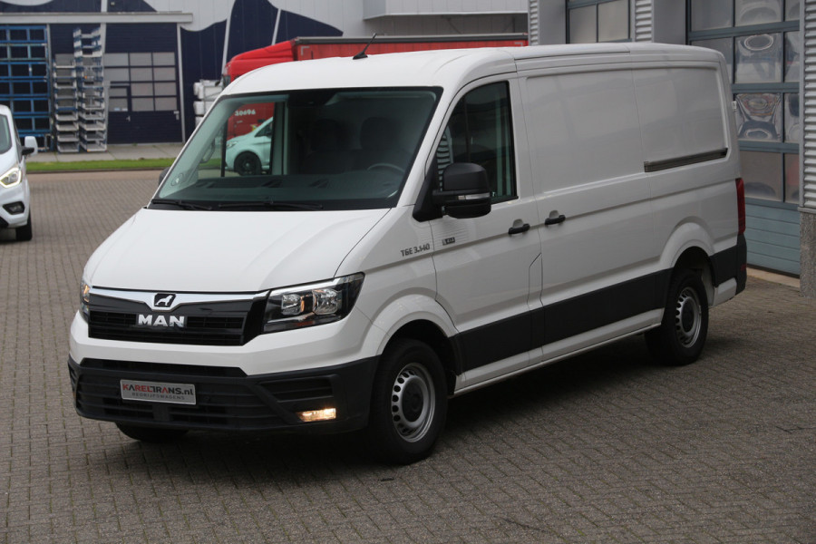 Volkswagen Crafter 2.0 TDI 140 | 4x4 / 4Motion | 2x Schuifdeur | Standkachel | Cruise | Airco..