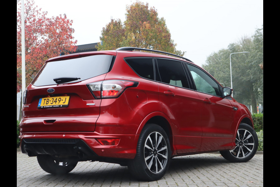 Ford Kuga 1.5 150 PK EcoBoost ST Line / Trekhaak