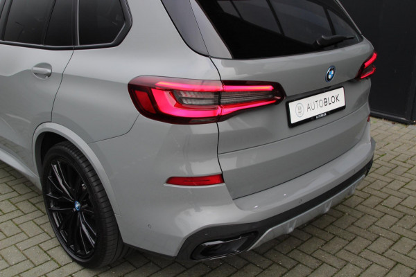 BMW X5 XDrive45e Lime Rock Grey | M-sport | Sky Lounge | Laser