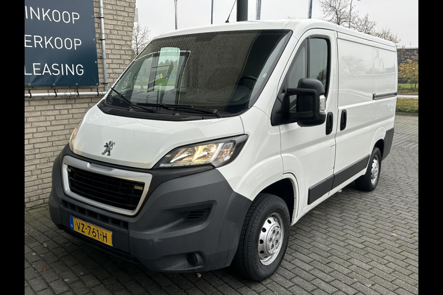 Peugeot Boxer 330 2.0 BlueHDI L1H1 Premium*A/C*CRUISE*NAVI*HAAK*