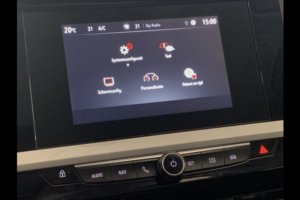 Opel Grandland 1.2 Turbo Level 2 Edition | Apple Carplay/Android Auto | Stoelverwarming | Stuurverwarming | All Season Banden | Parkeer Sensoren Voor/Achter |